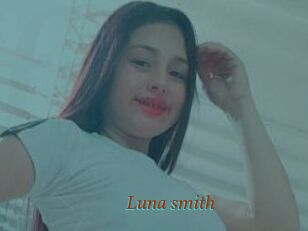 Luna_smith